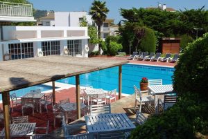 beach wheelchair accessible hotel spain